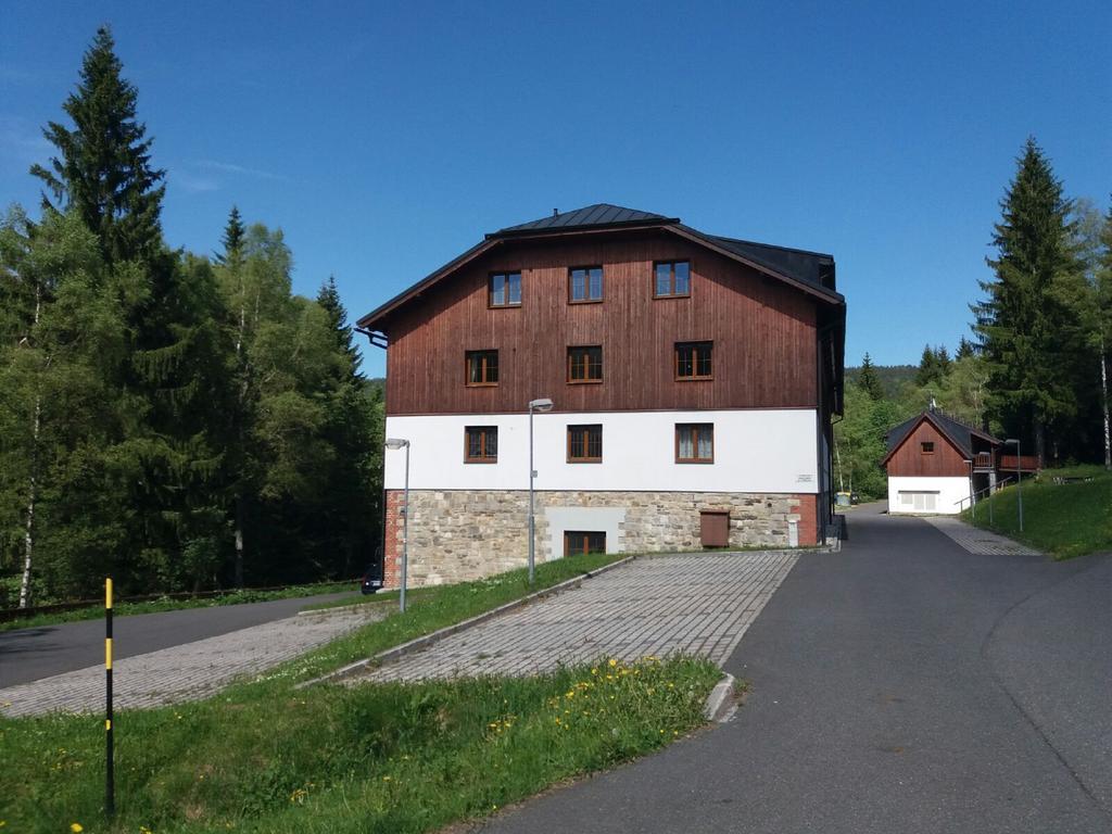 Apartman Spicak Sruby Экстерьер фото